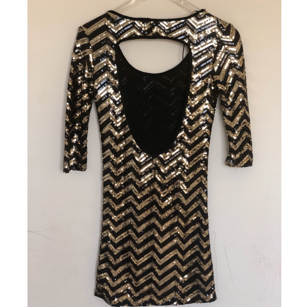 Babe Chevron Sequin dress - Picture 5 of 8